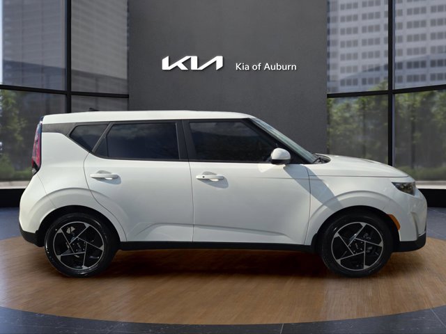 Used 2025 Kia Soul EX image 6