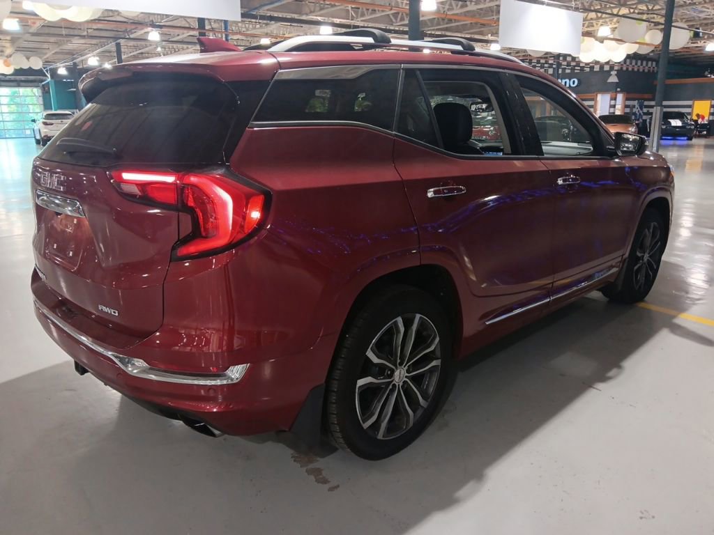 Used 2018 GMC Terrain Denali w/ Advanced Safety Package AWD/4WD image 6