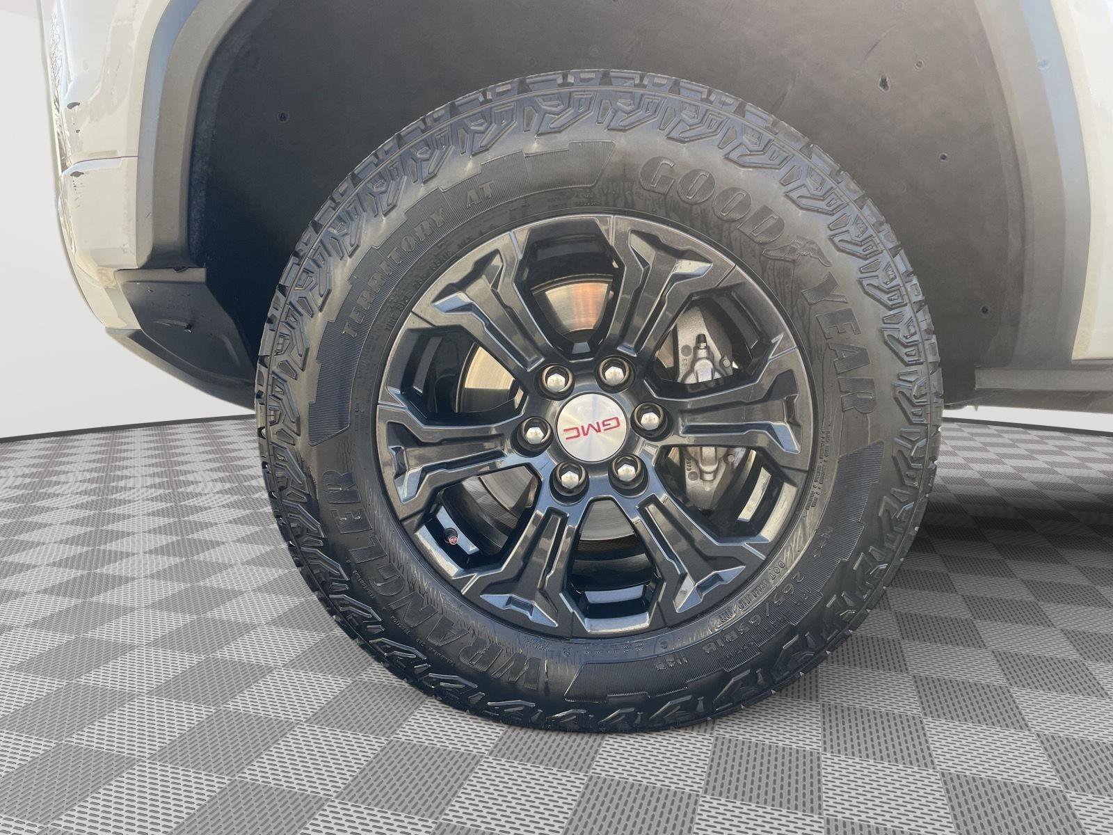 Used 2023 GMC Canyon Elevation RWD image 19