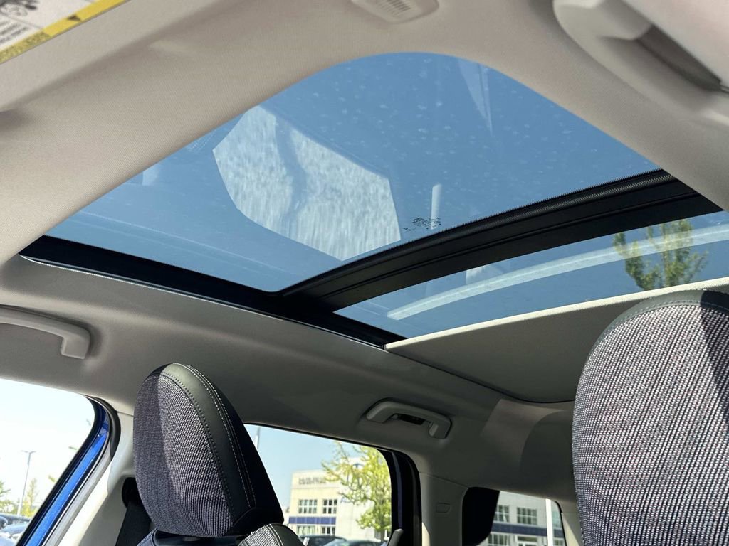 New 2025 MINI Cooper Countryman S w/ Comfort Package Max image 14