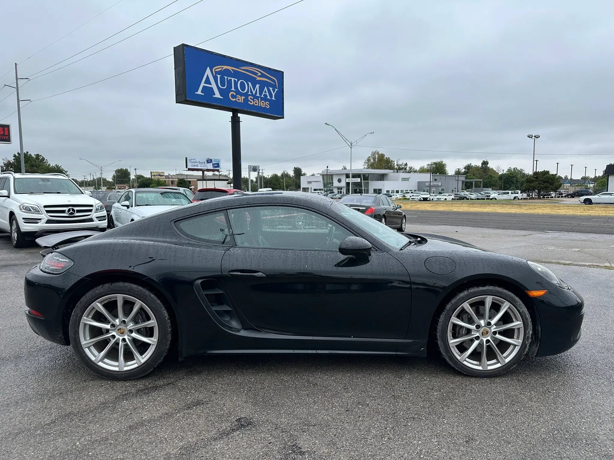 Used 2019 Porsche 718 Cayman RWD image 22