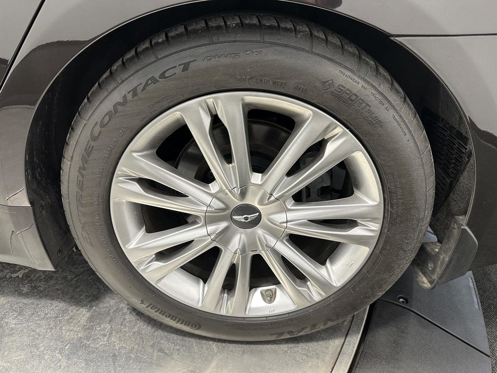 Used 2013 Hyundai Genesis 3.8 w/ Technology Pkg image 10