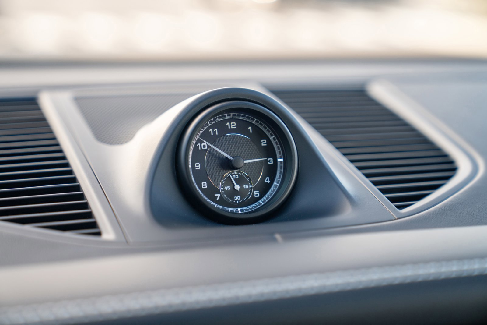 New 2026 Porsche Macan S image 18