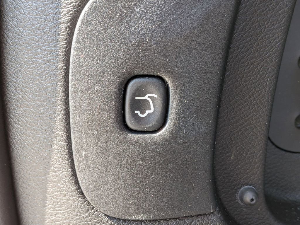 Used 2014 Jeep Cherokee Latitude w/ Comfort/Convenience Group AWD/4WD image 7