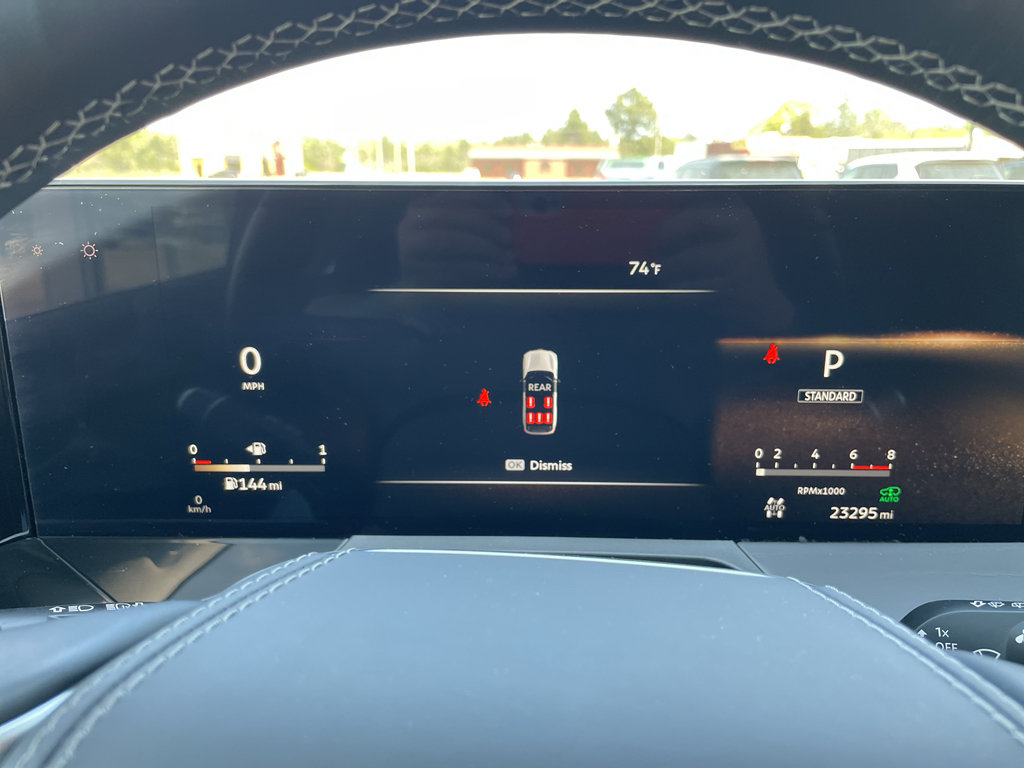 Used 2025 INFINITI QX80 Sensory image 13