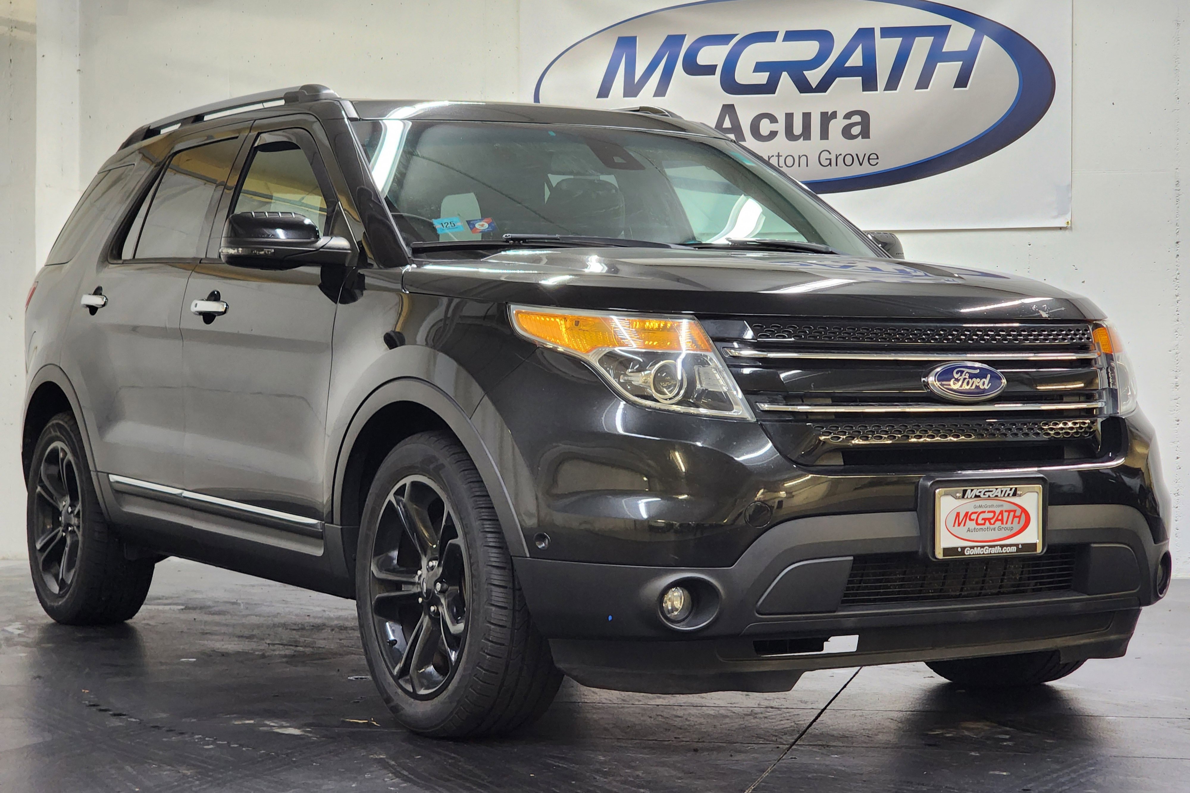 Used 2015 Ford Explorer Limited w/ Equipment Group 302A image 2