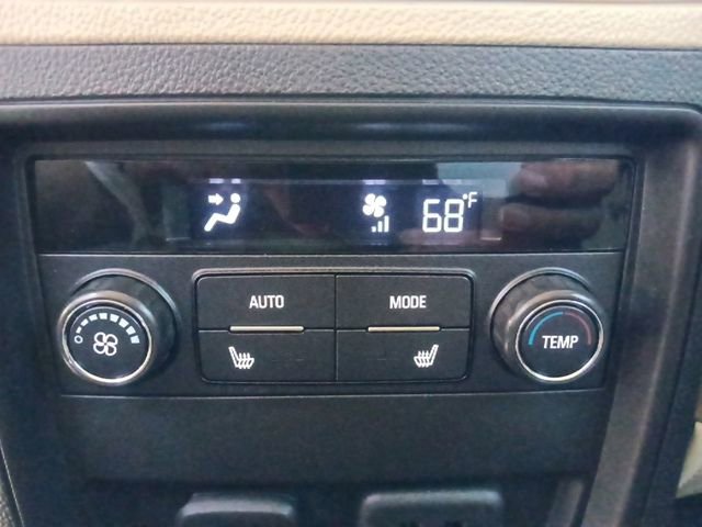 Used 2019 Buick Envision Essence FWD image 30