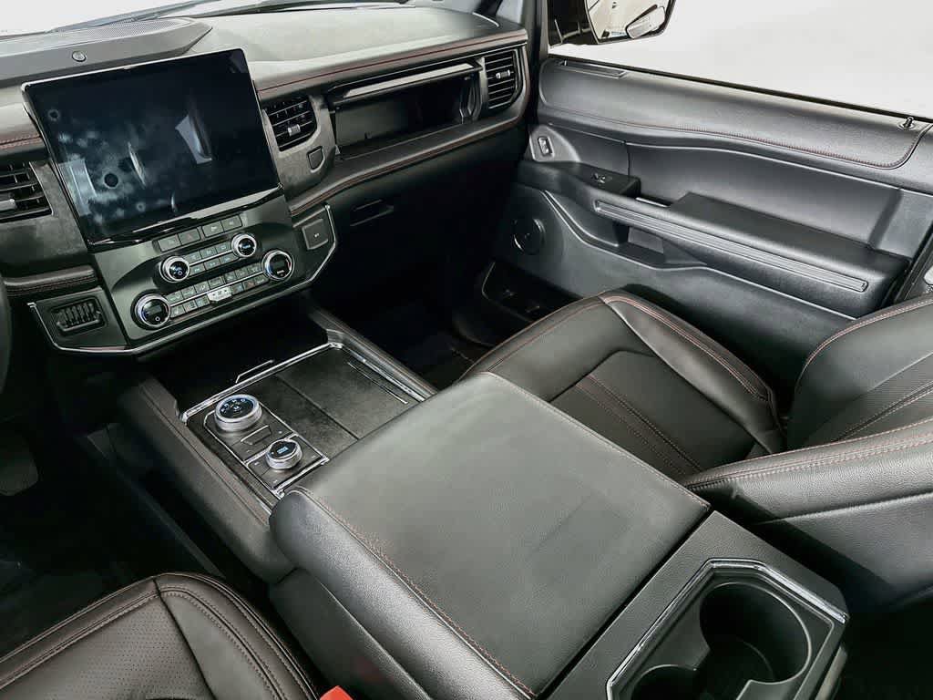 Certified 2022 Ford Expedition Limited AWD/4WD image 11