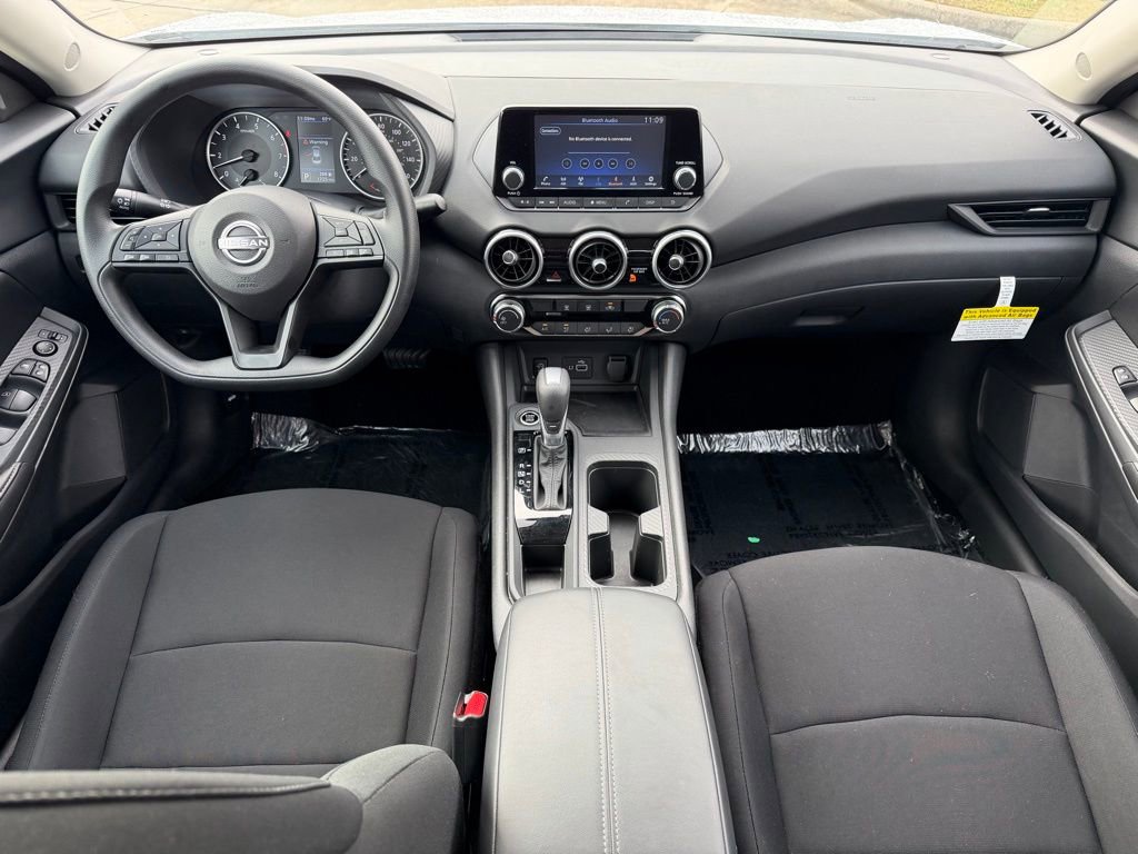 Used 2025 Nissan Sentra S image 16