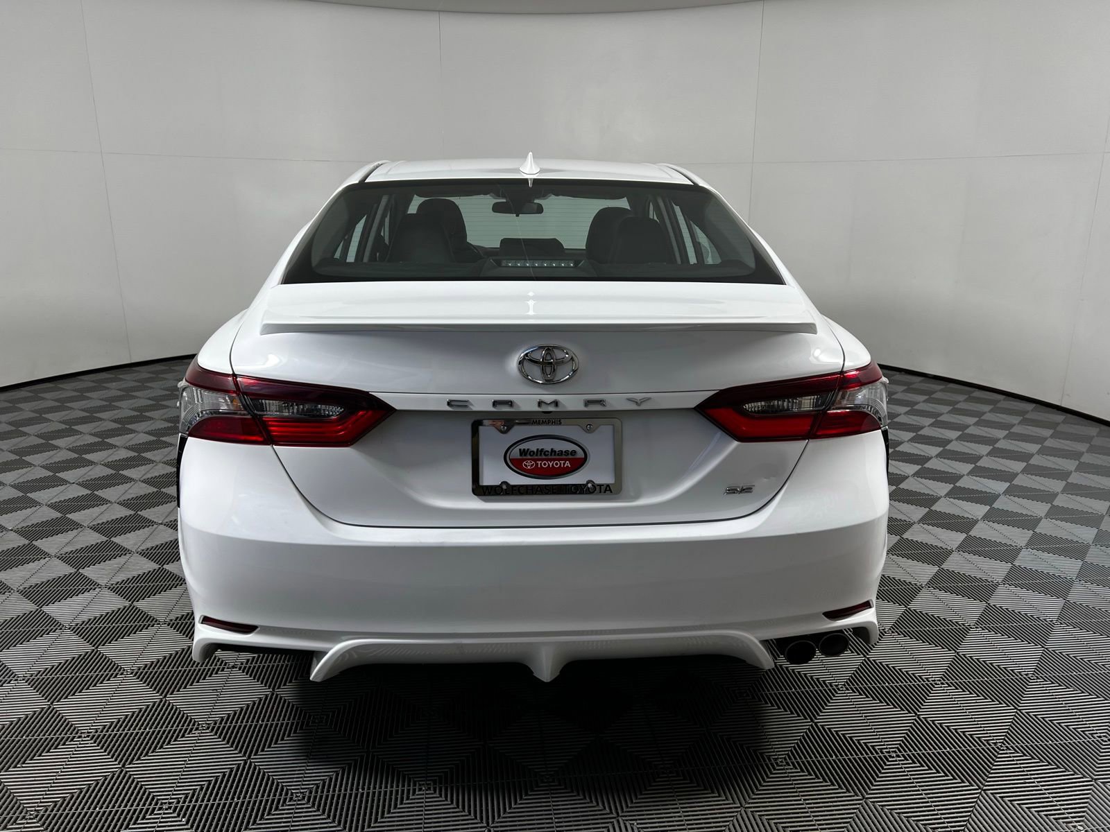 Certified 2023 Toyota Camry SE image 6