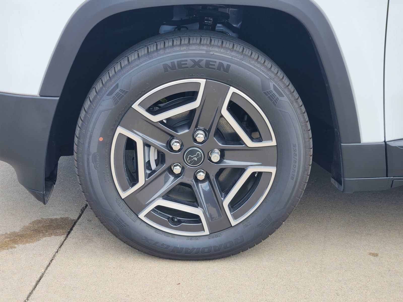 New 2026 Jeep Cherokee Limited AWD/4WD image 11