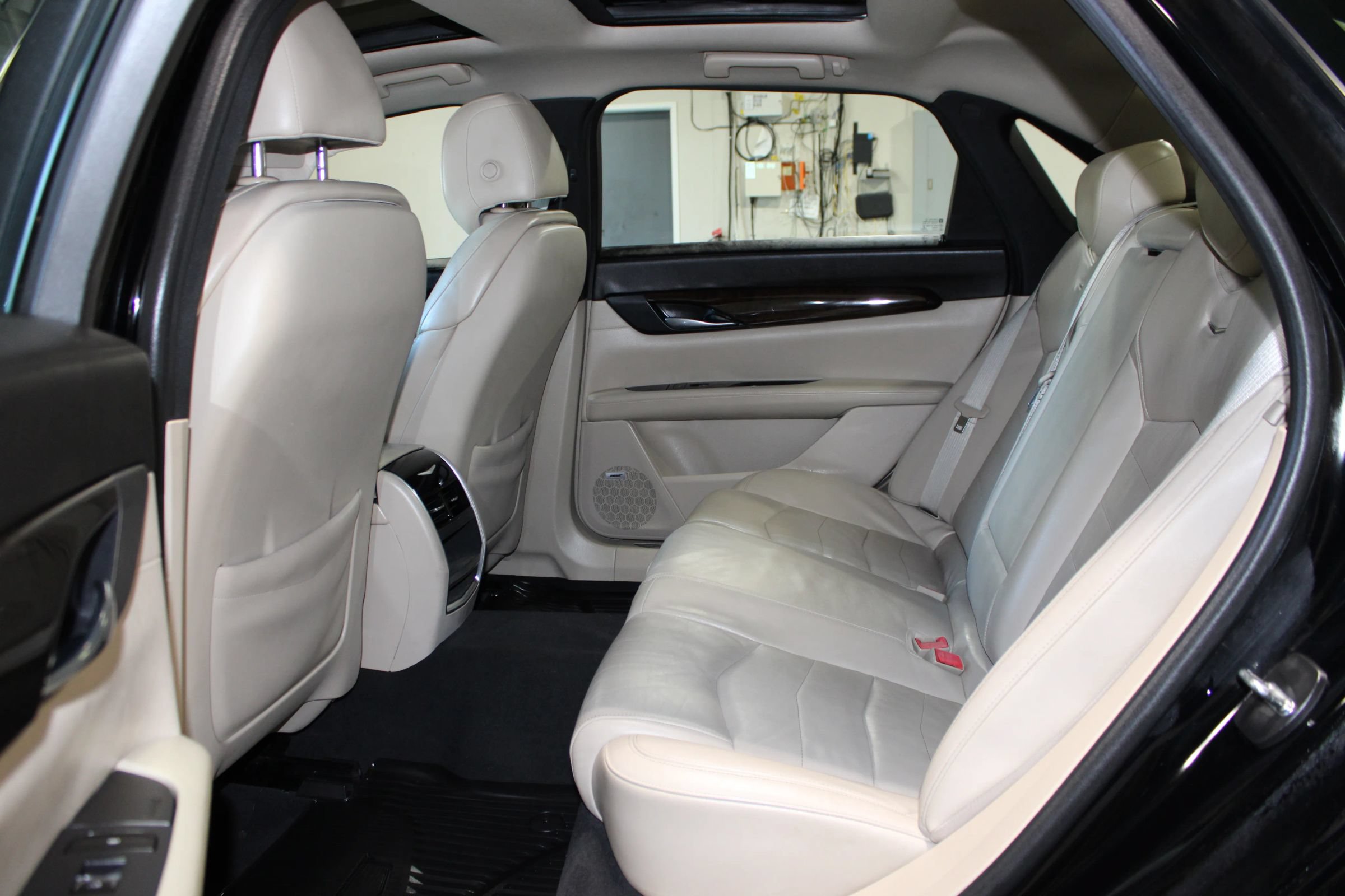 Used 2016 Cadillac CT6 RWD image 31