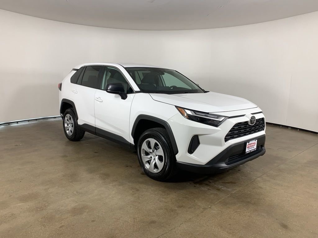 Used 2024 Toyota RAV4 LE image 5