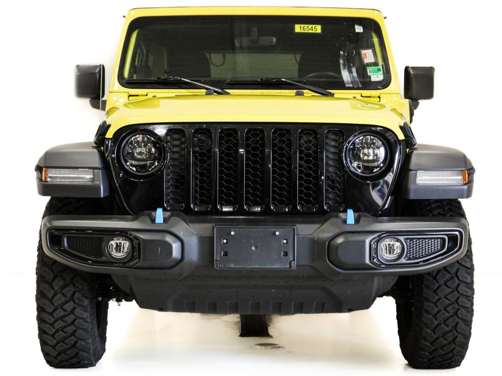 Used 2023 Jeep Wrangler Unlimited w/ Cold Weather Group AWD/4WD image 2
