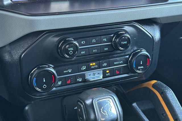 Used 2022 Ford Bronco Badlands image 23