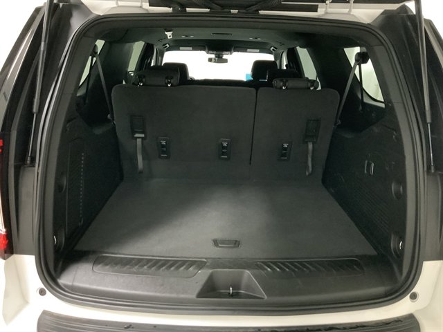 Used 2022 GMC Yukon XL SLE w/ Max Trailering Package image 8