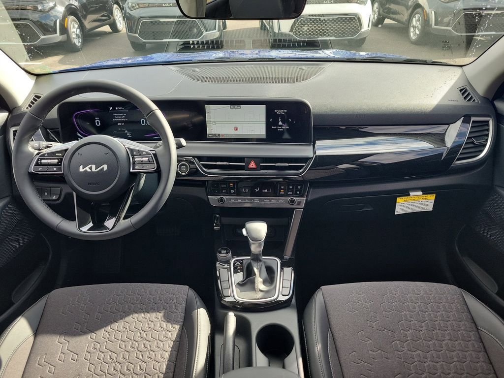 New 2026 Kia Seltos S FWD image 17