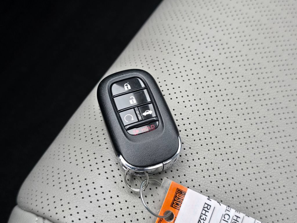 Used 2024 Honda Civic Touring image 35