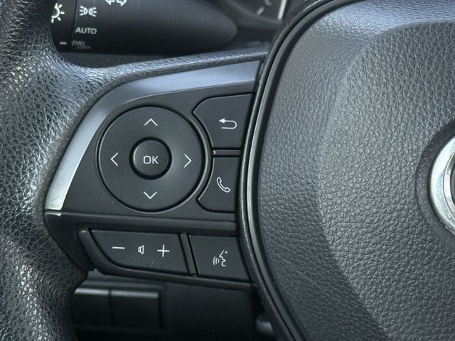 Used 2024 Toyota Corolla LE FWD image 14