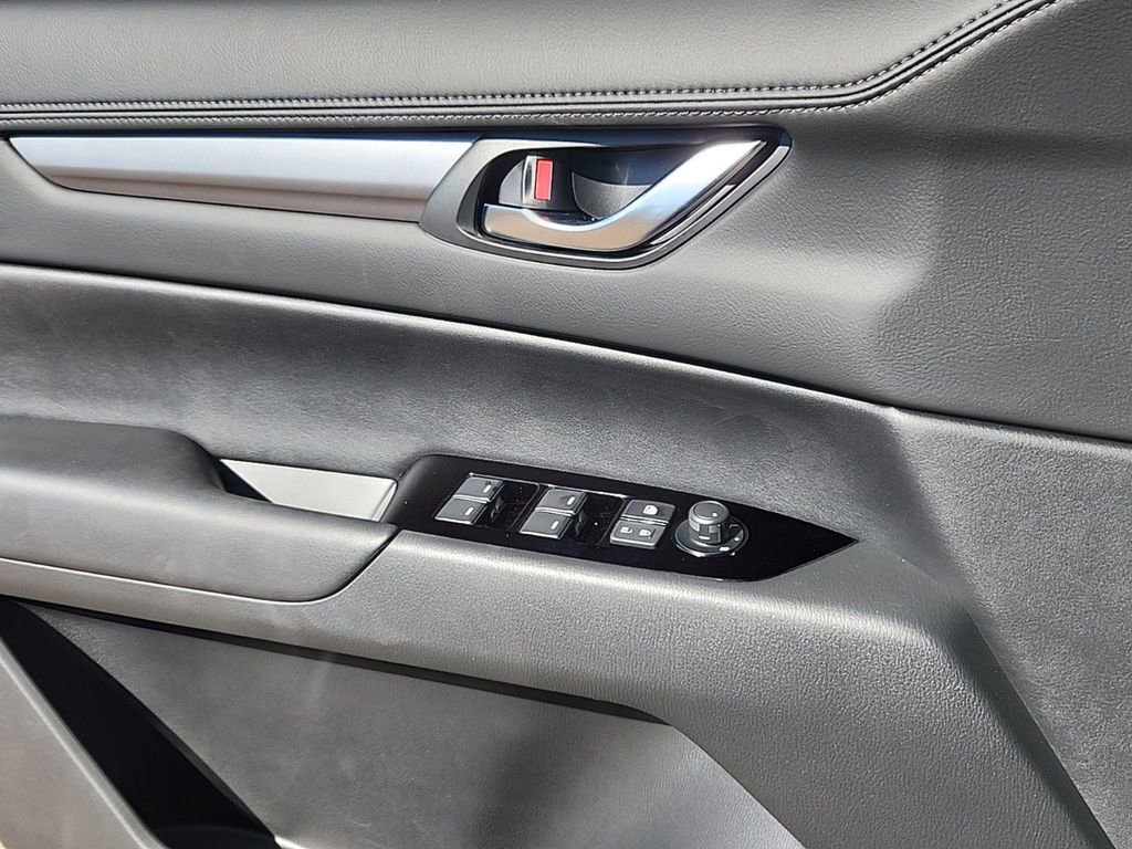 New 2025 MAZDA CX-5 AWD 2.5 S w/ Select Package image 4