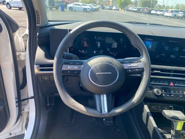 Used 2025 Hyundai Tucson SE AWD/4WD image 11