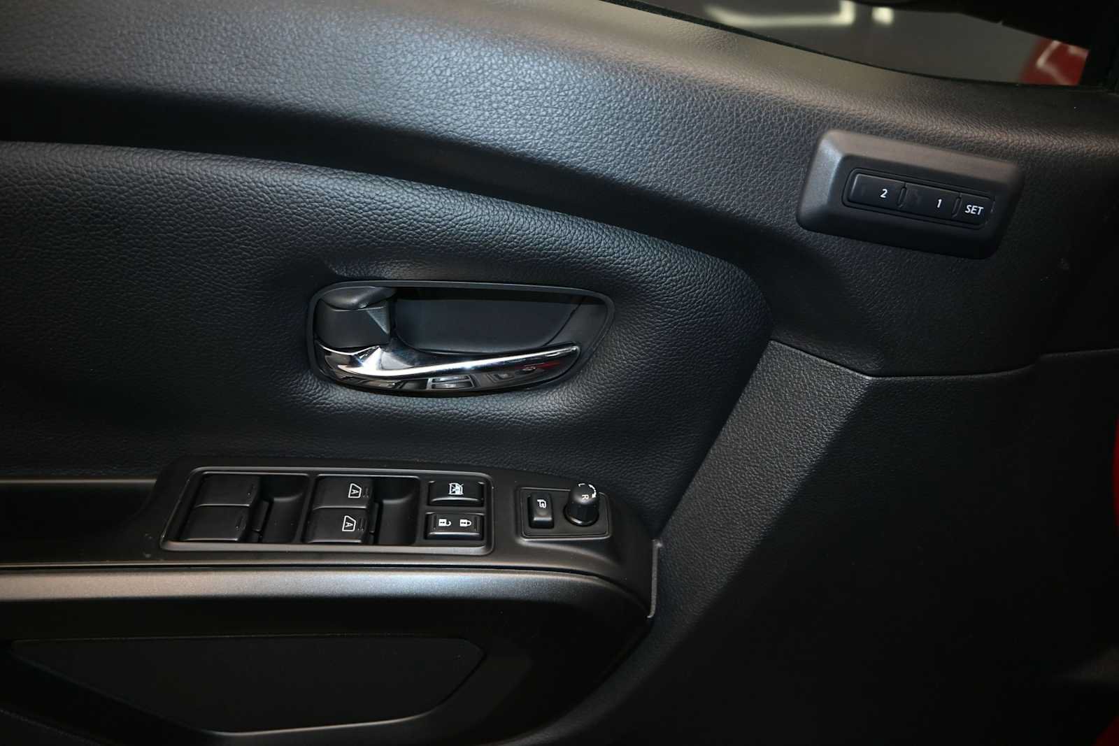 Used 2024 Nissan Titan PRO-4X w/ Pro-4x Convenience Package AWD/4WD image 20