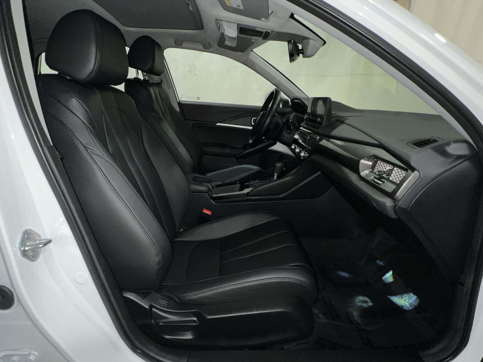 Used 2025 Acura Integra FWD image 35