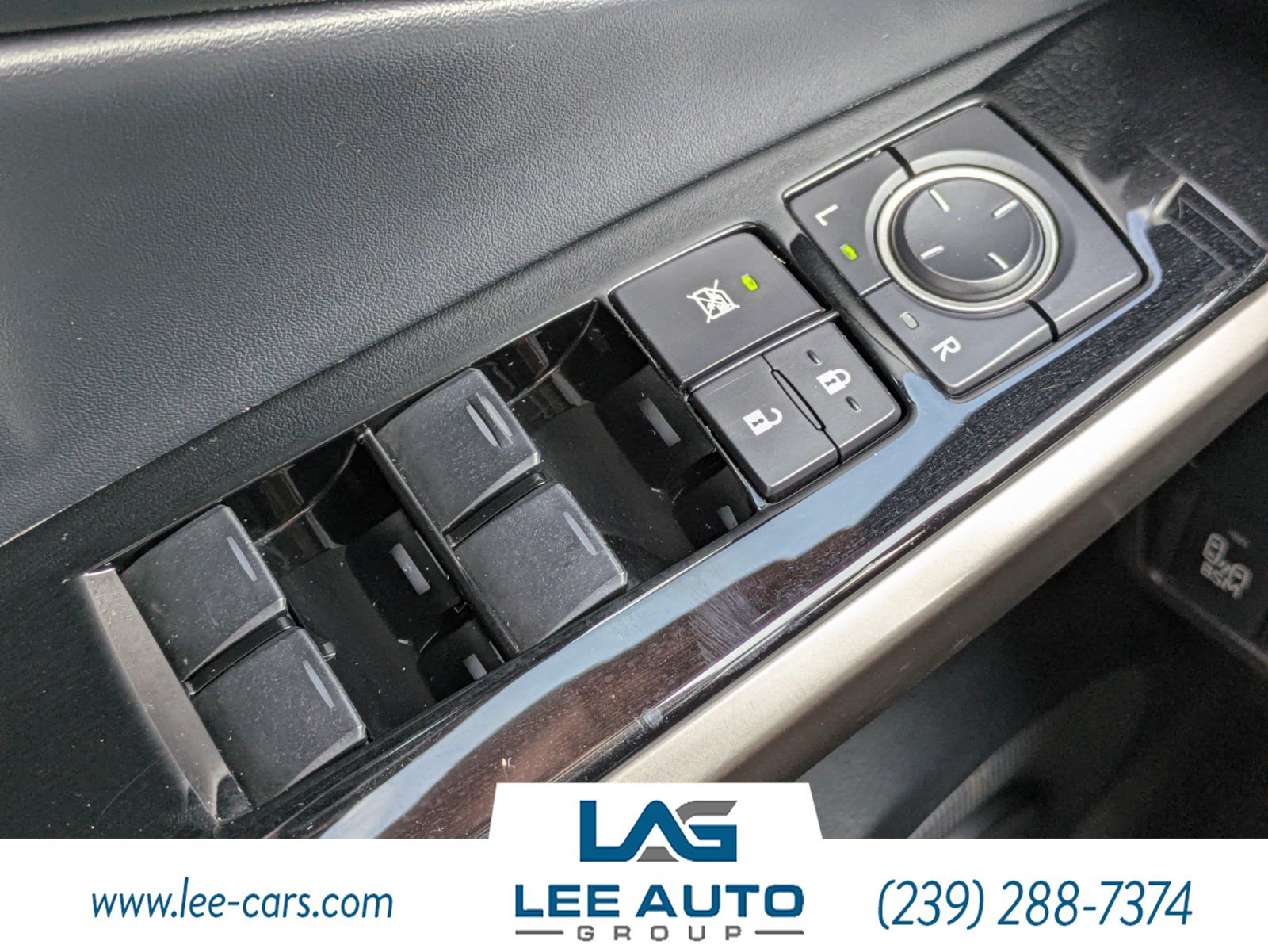 Used 2015 Lexus IS 250 RWD image 19