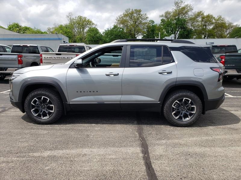 New 2026 Chevrolet Equinox ACTIV w/ Convenience Package III AWD/4WD image 3