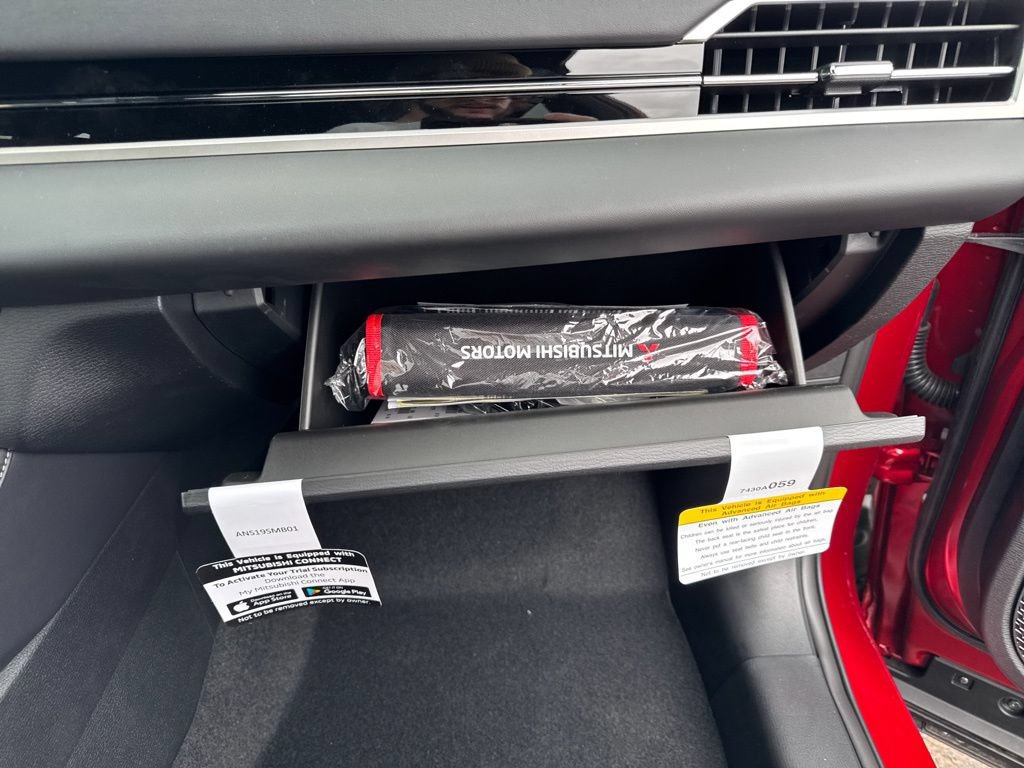 New 2026 Mitsubishi Outlander AWD image 21