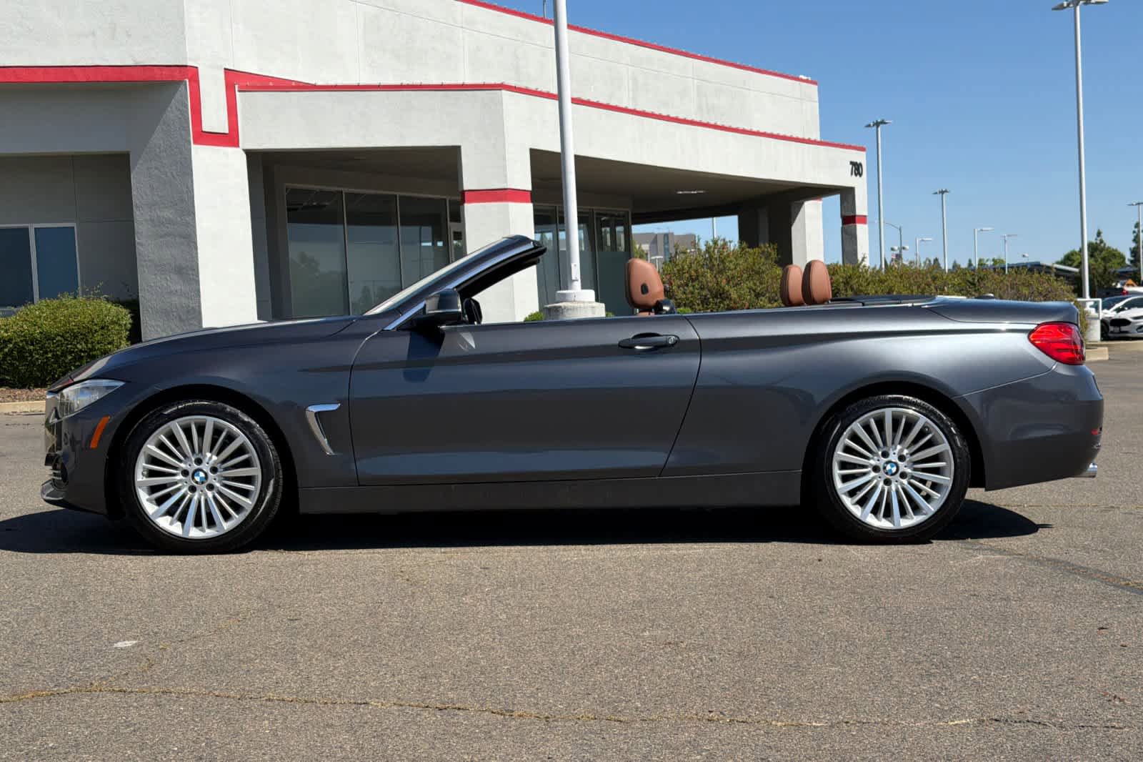 Used 2015 BMW 428i Convertible RWD image 5