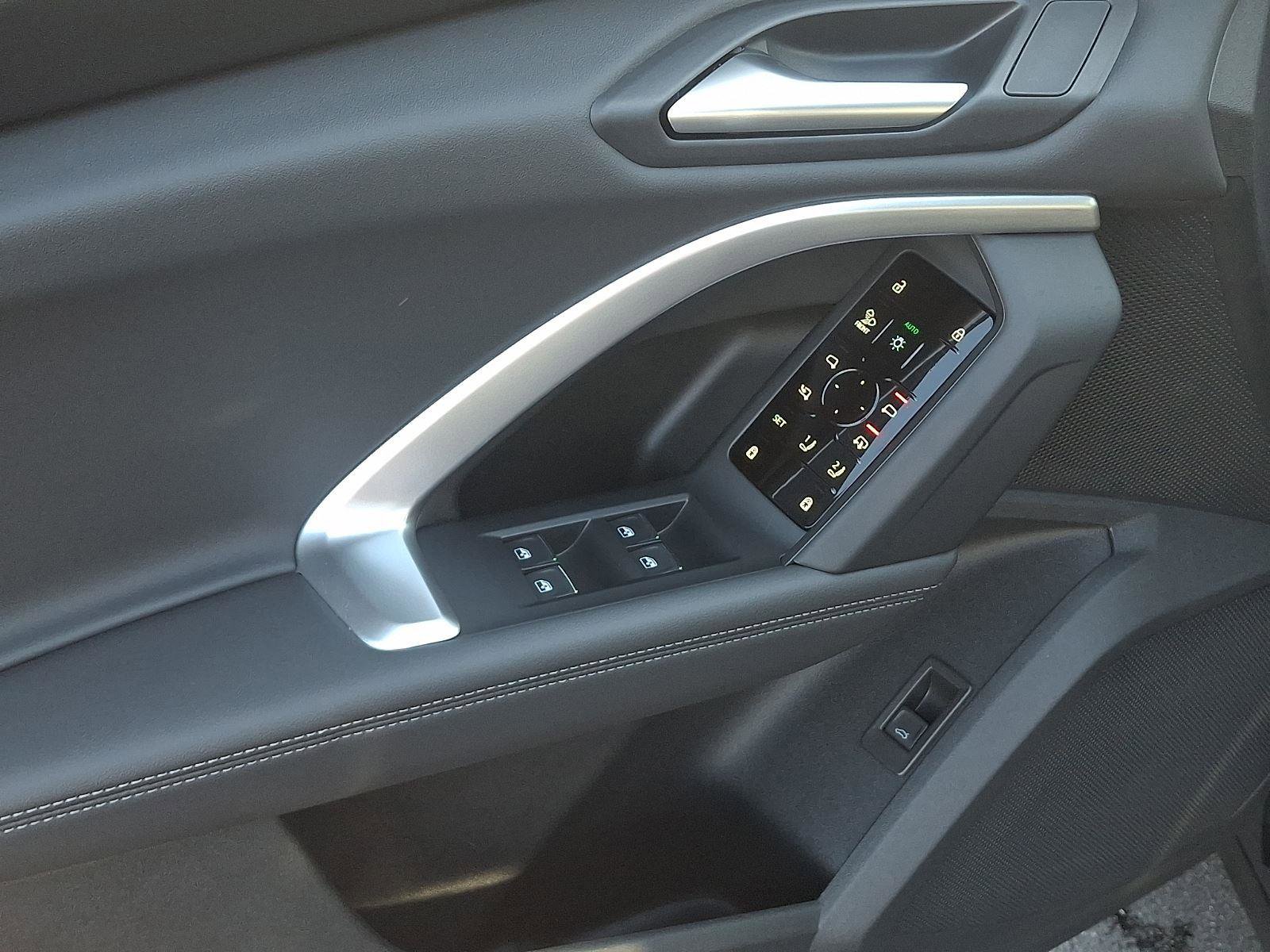 New 2025 Audi Q5 Premium Plus image 10