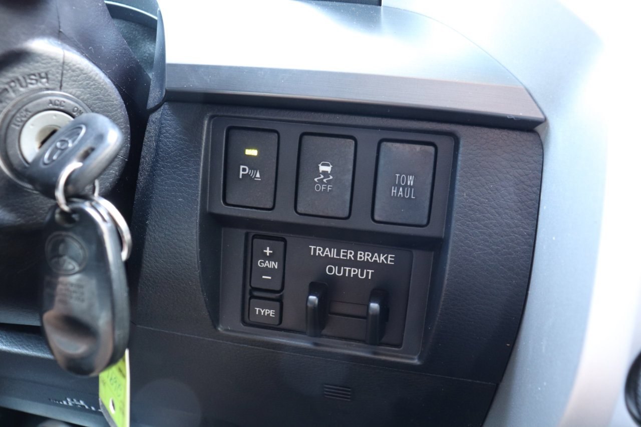 Used 2016 Toyota Tundra Platinum image 62