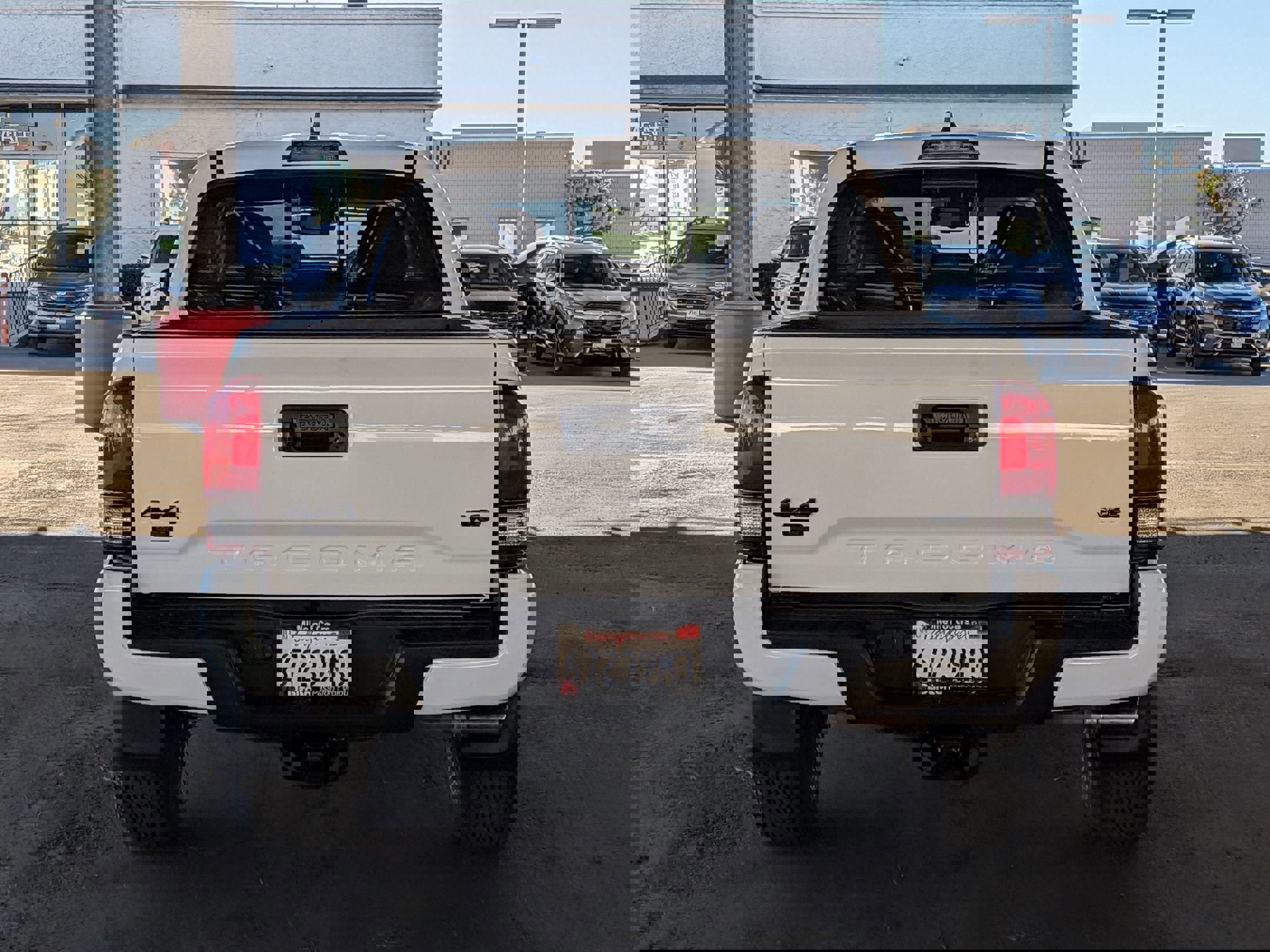 Used 2022 Toyota Tacoma SR5 w/ Trail Edition image 3