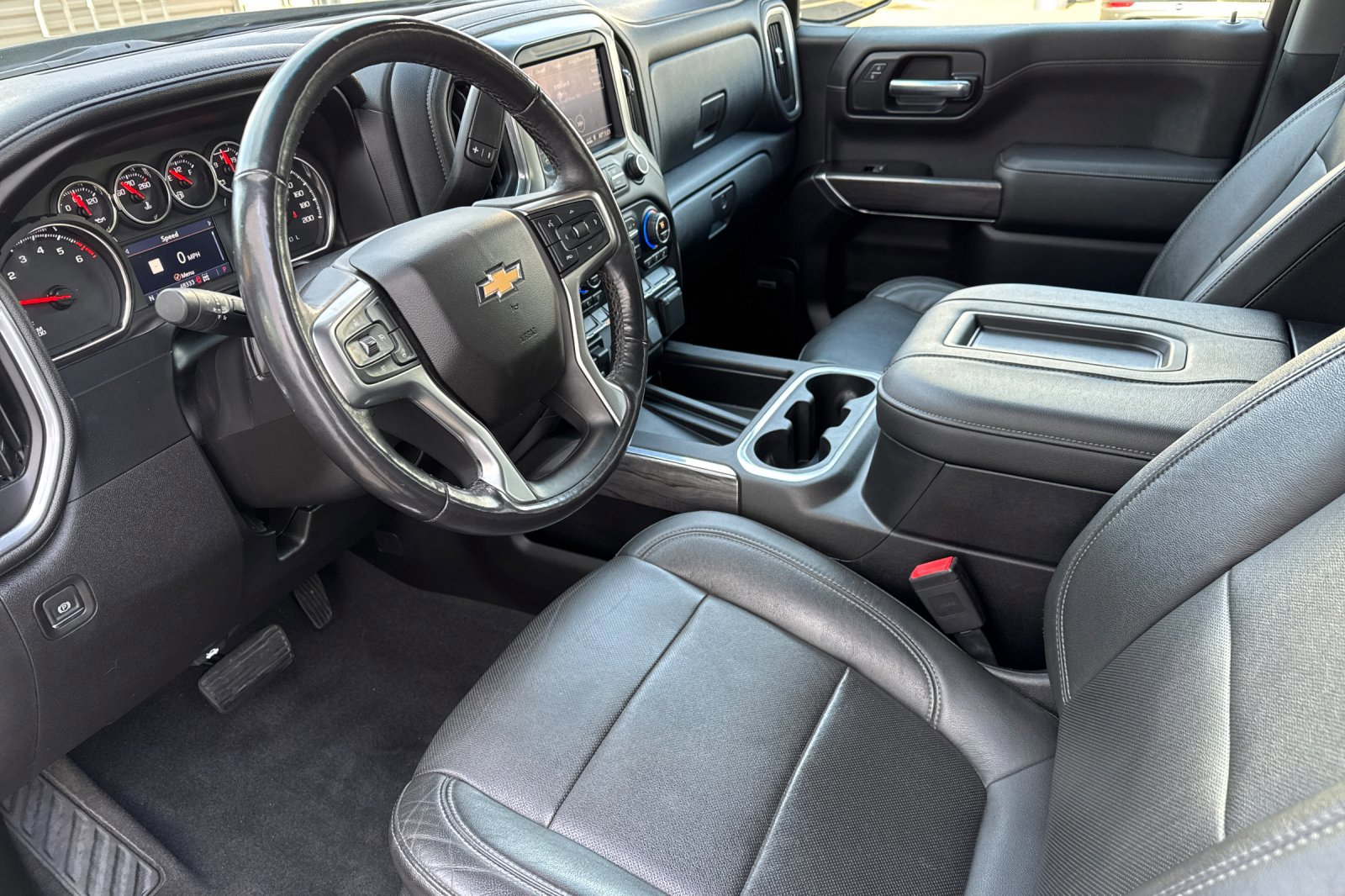 Used 2019 Chevrolet Silverado 1500 LTZ w/ LTZ Convenience Package image 10