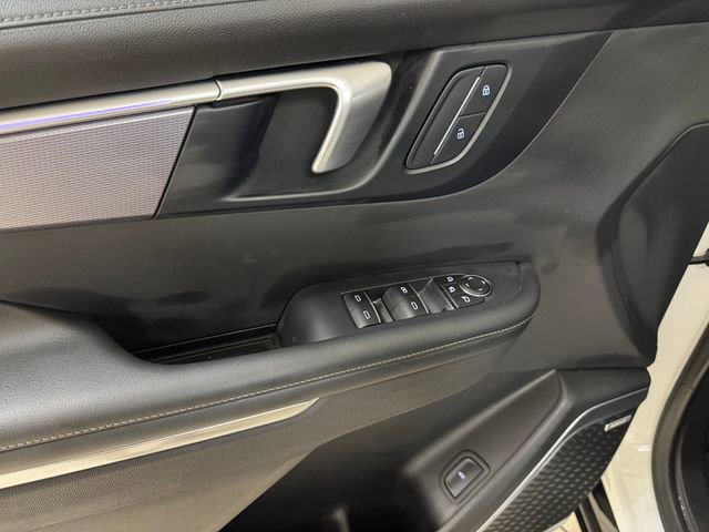 Used 2025 Buick Enclave Sport Touring FWD image 7