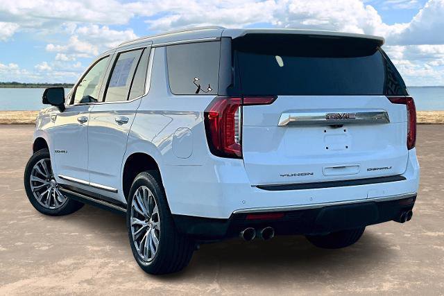 Used 2021 GMC Yukon Denali w/ Denali Premium Package image 4