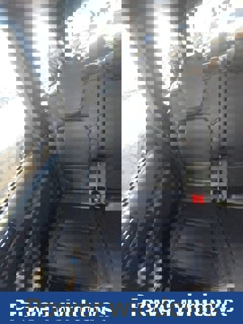 Used 2023 Ford Bronco Badlands image 19