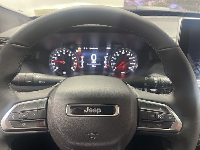New 2026 Jeep Compass Latitude AWD/4WD image 11