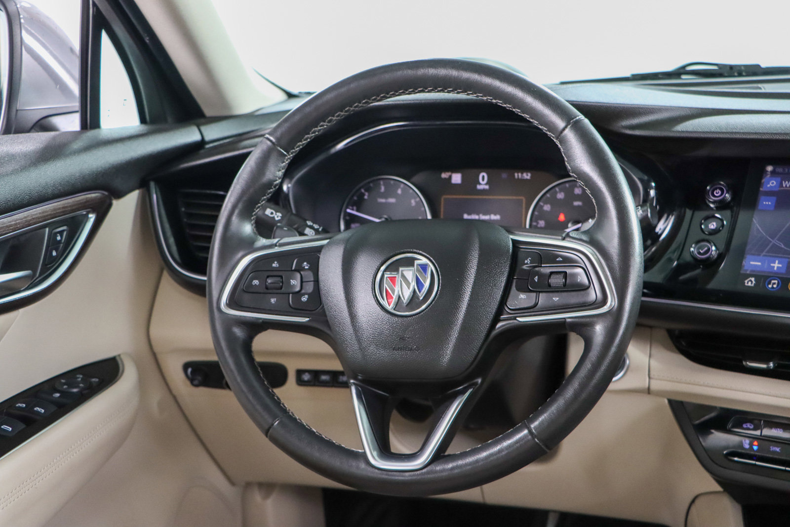 Used 2021 Buick Envision Avenir image 12