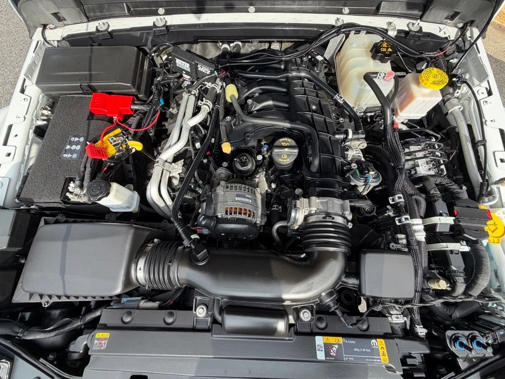 Used 2023 Jeep Gladiator Mojave w/ Safety Group AWD/4WD image 18