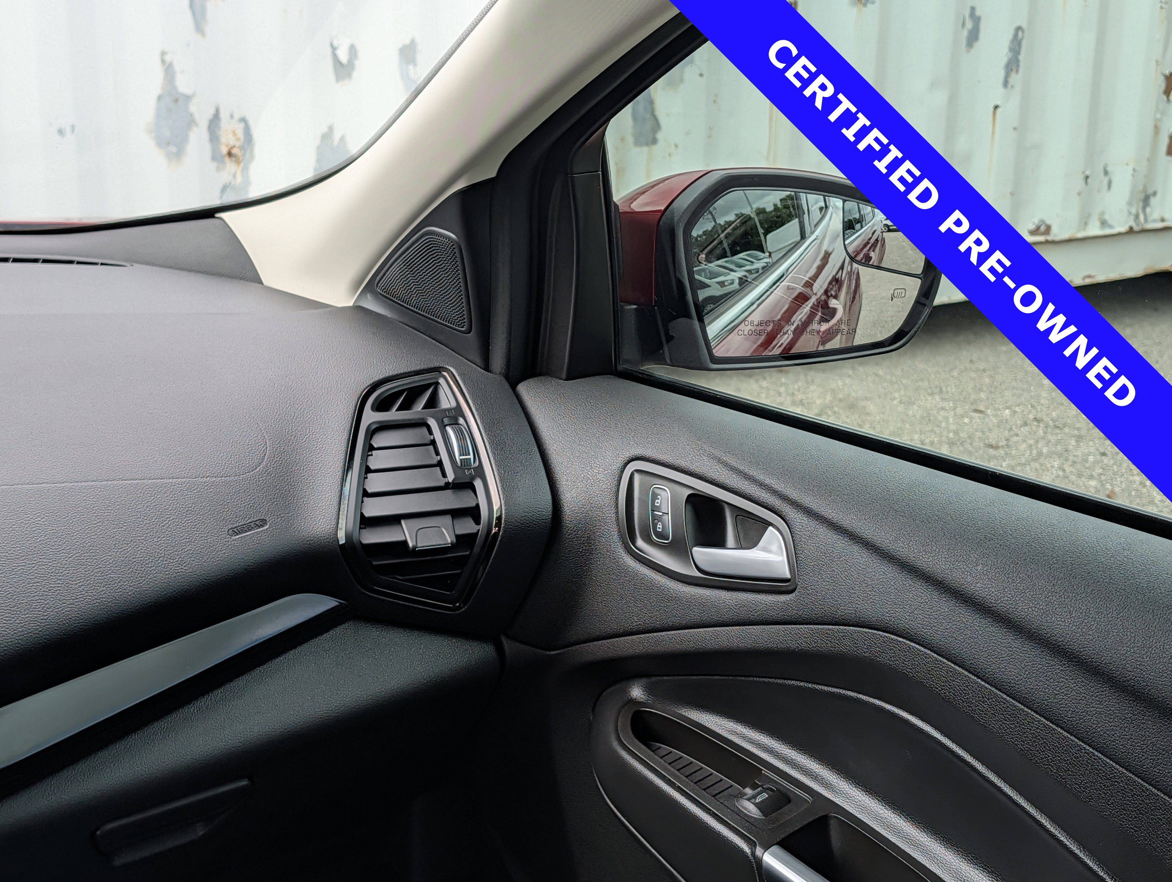 Certified 2018 Ford Escape Titanium image 18