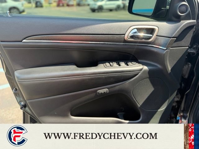 Used 2016 Jeep Grand Cherokee Limited AWD/4WD image 23