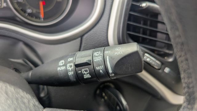 Used 2016 Jeep Cherokee Sport image 26