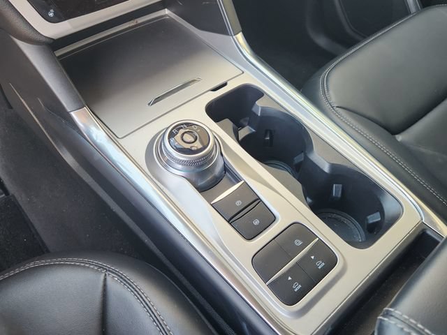 Used 2022 Ford Explorer XLT w/ Equipment Group 202A RWD image 18