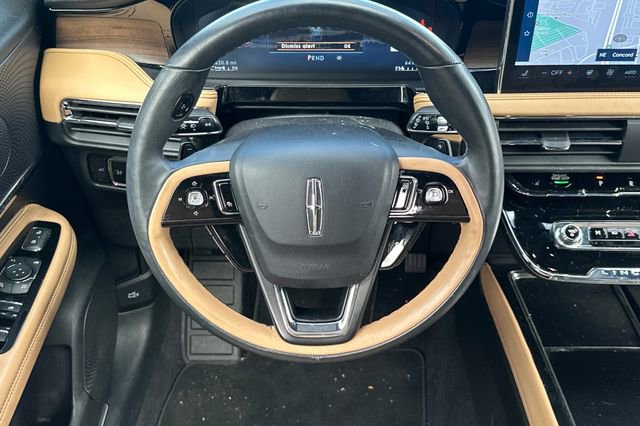Used 2023 Lincoln Corsair Reserve w/ Equipment Group 201A image 14