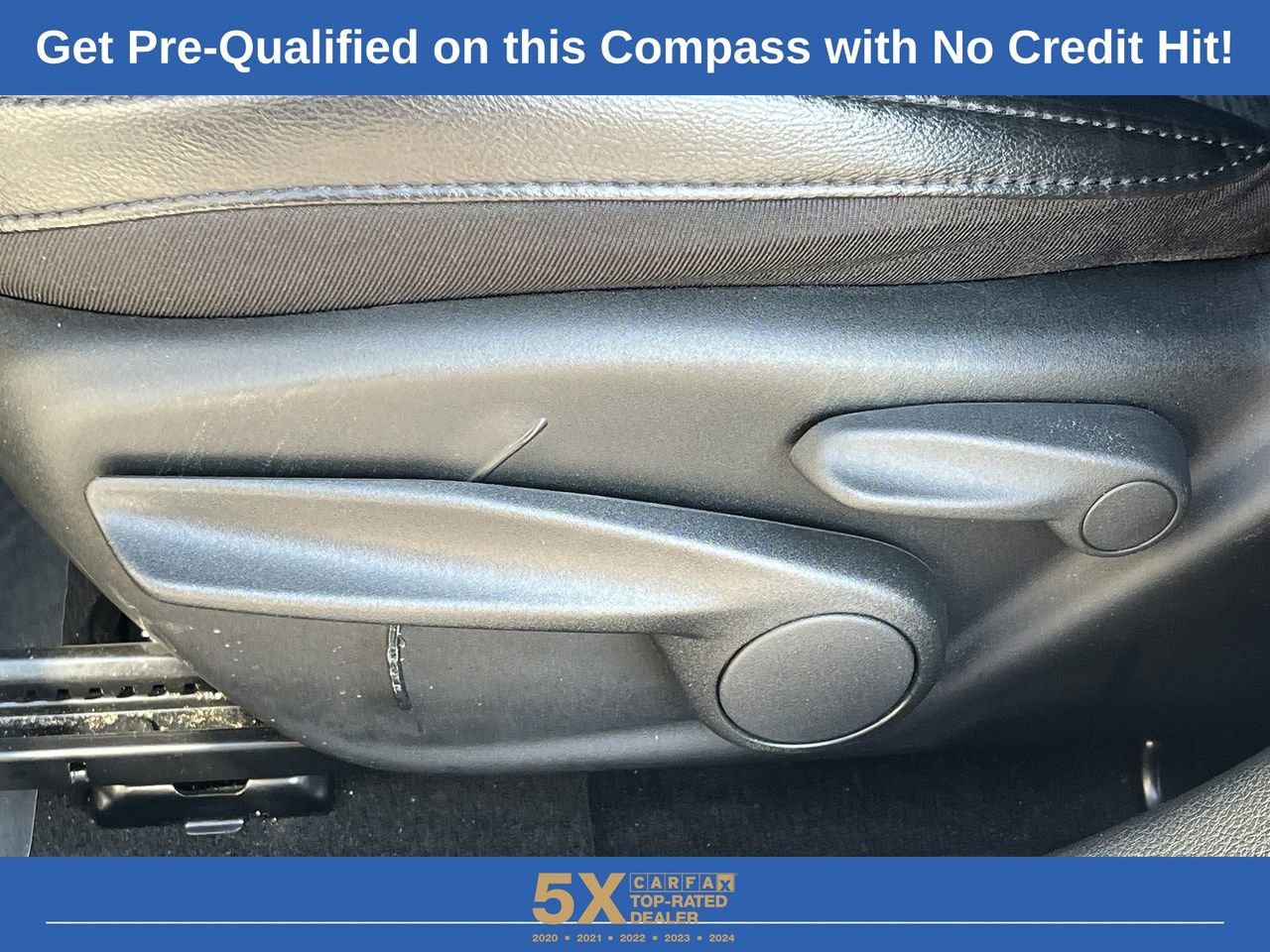 Used 2023 Jeep Compass Latitude w/ Sun and Sound Group image 19