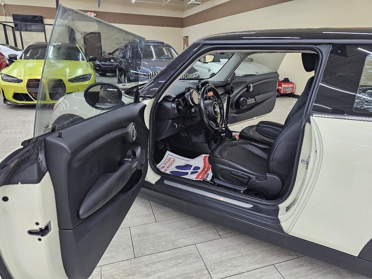 Used 2016 MINI Cooper 2-Door Hardtop FWD image 14