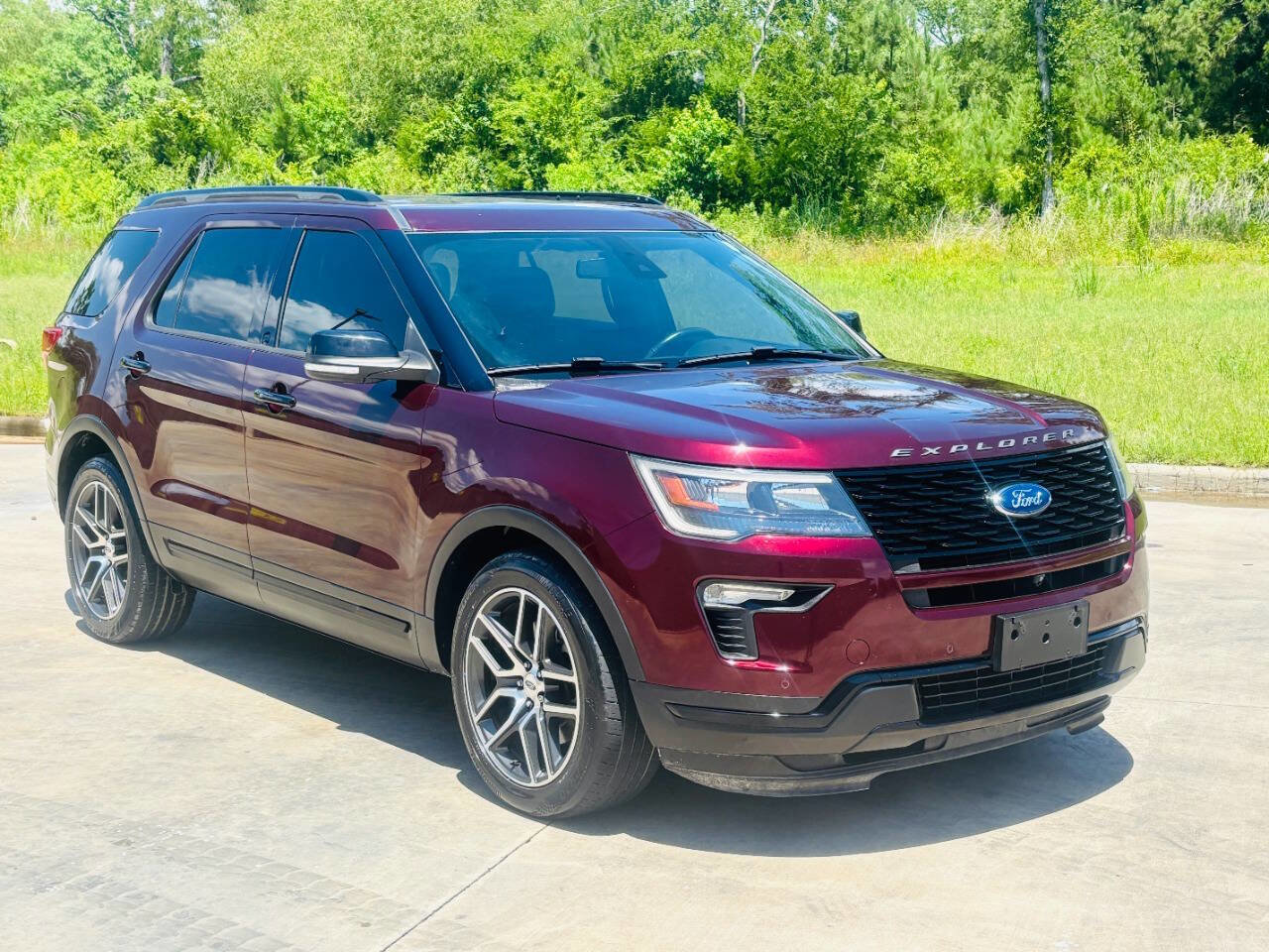 Used 2018 Ford Explorer Sport w/ Equipment Group 401A image 3