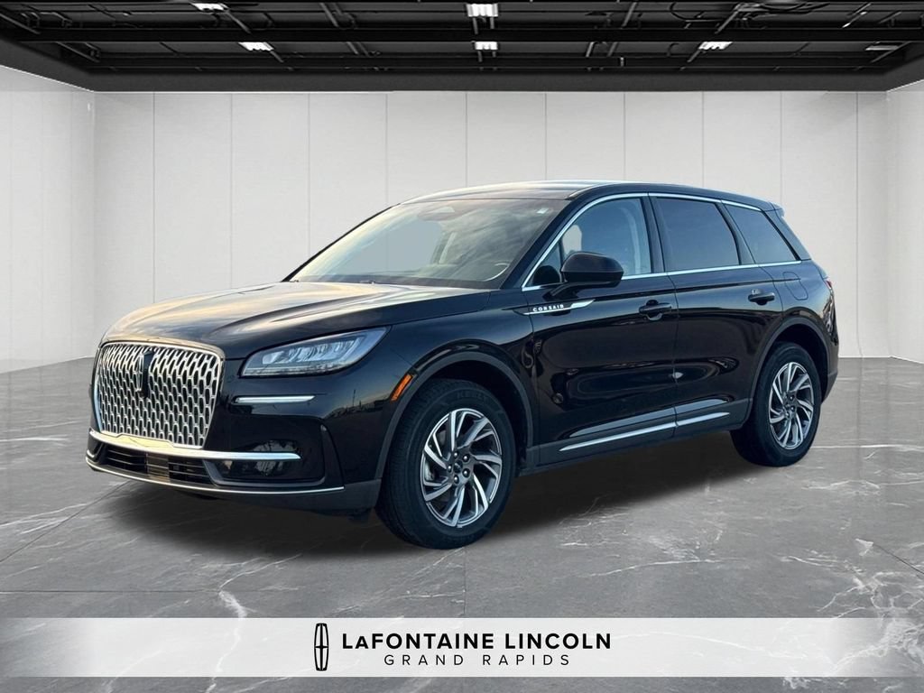 Certified 2024 Lincoln Corsair AWD image 1